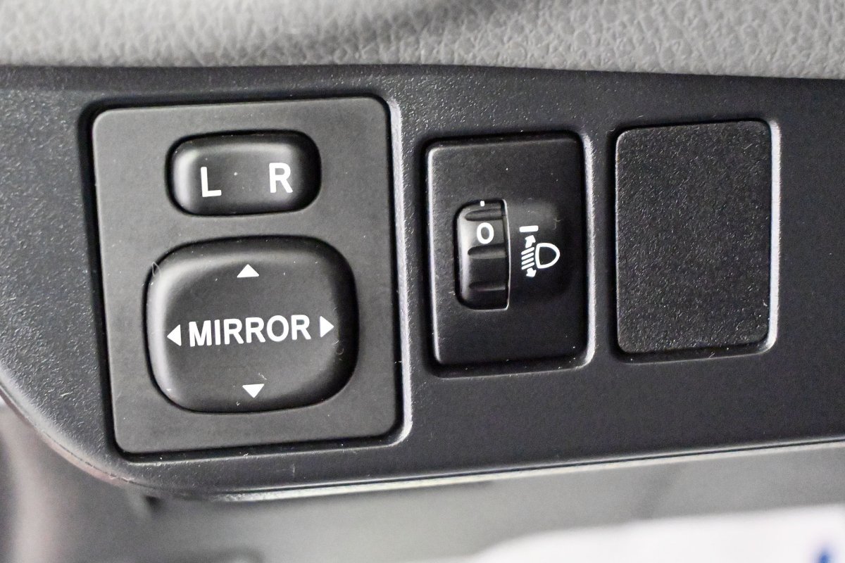 Foto Toyota Yaris 27