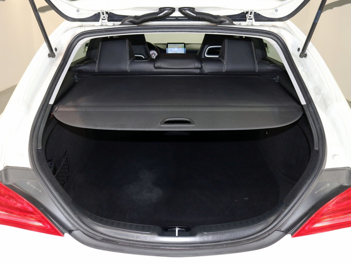 Foto Mercedes-Benz Clase CLA 8