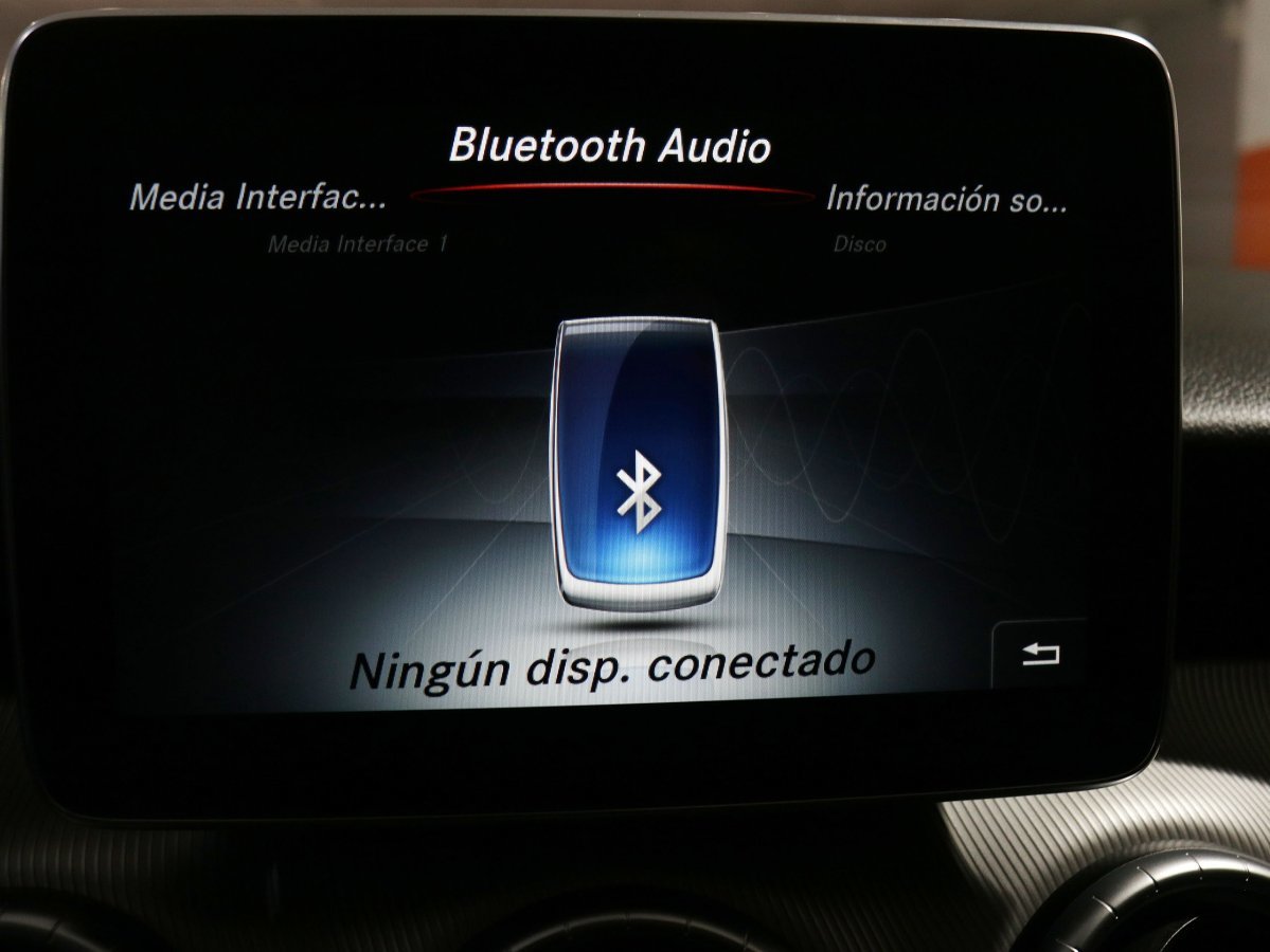 Foto Mercedes-Benz Clase CLA 18
