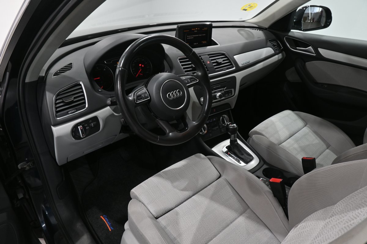 Foto Audi Q3 8