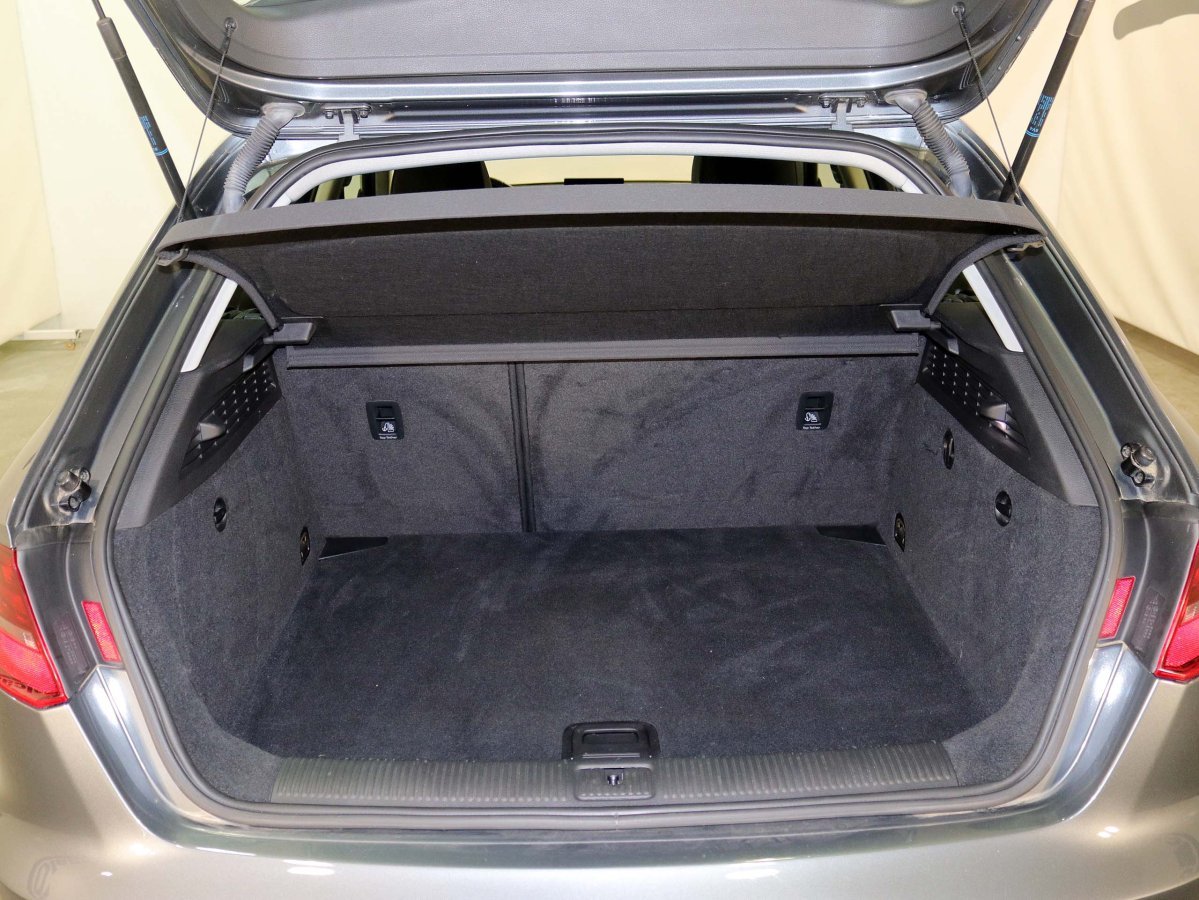 Foto Audi A3 Sportback 8