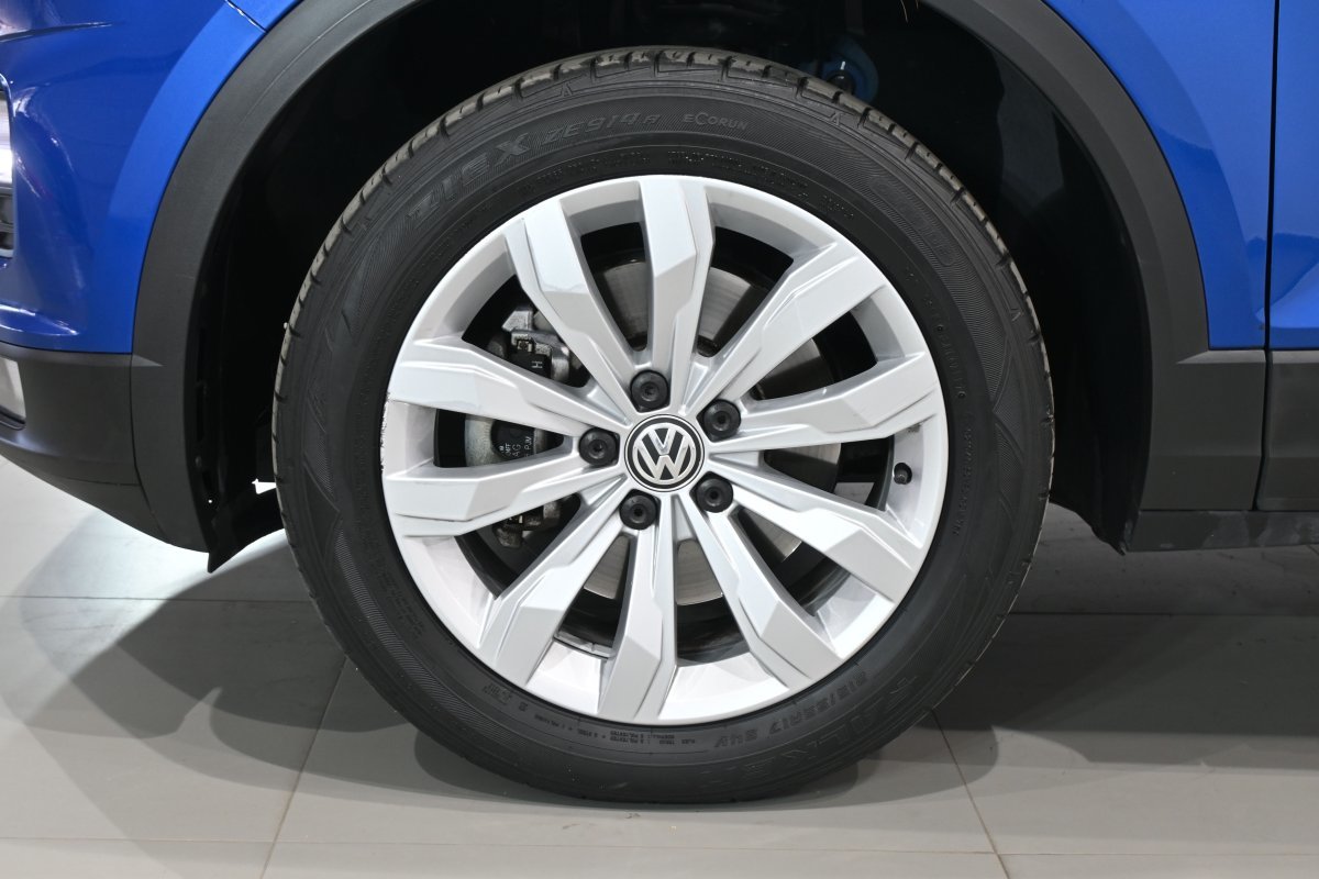 Foto Volkswagen T-Roc 27