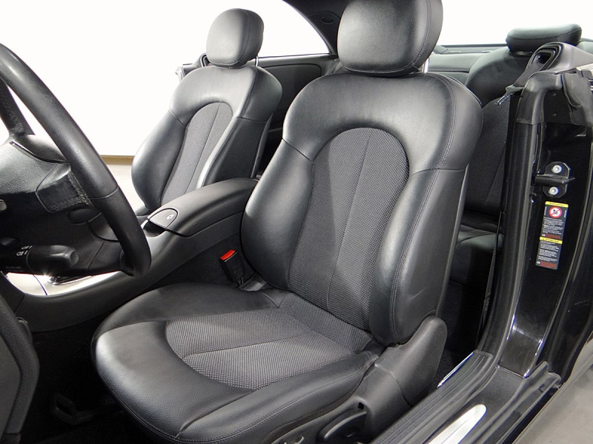 Foto Mercedes-Benz Clase CLK 22