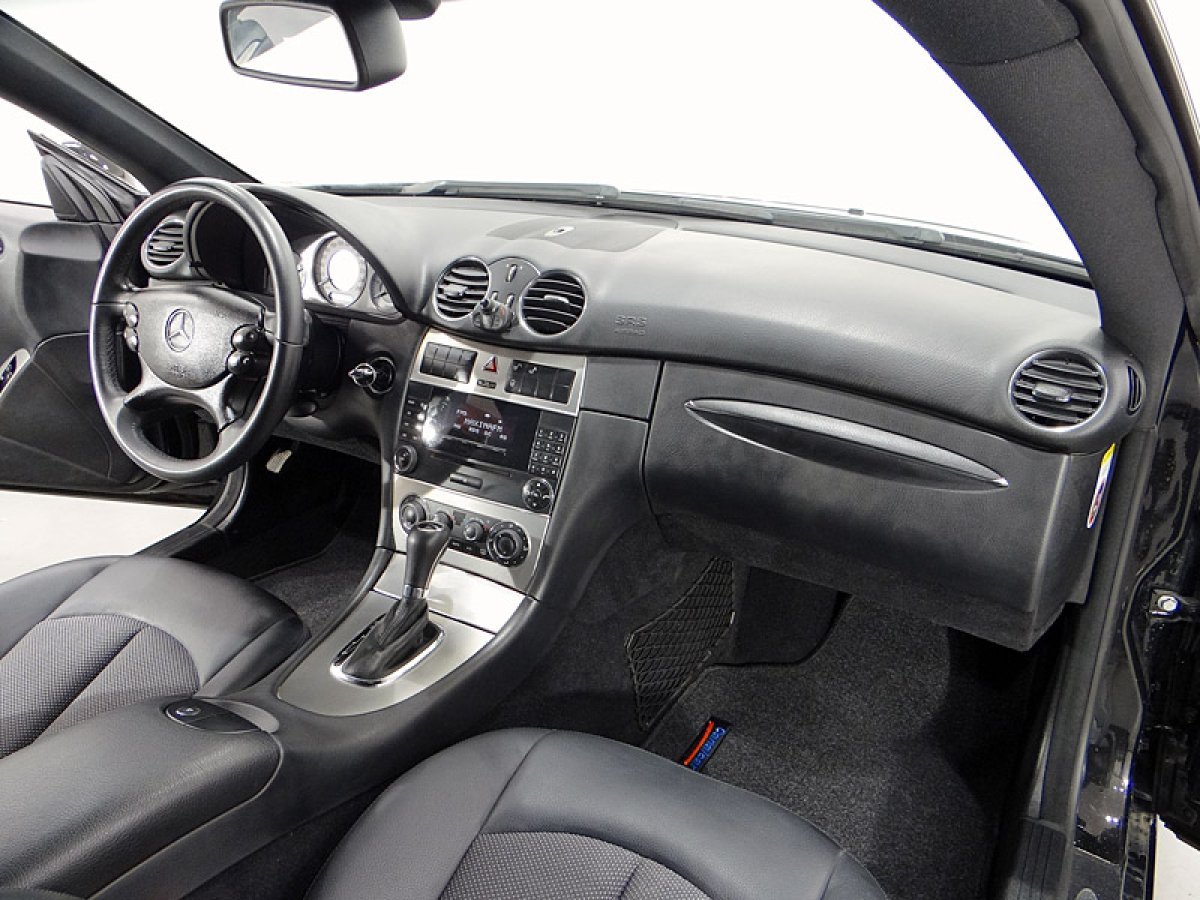 Foto Mercedes-Benz Clase CLK 28