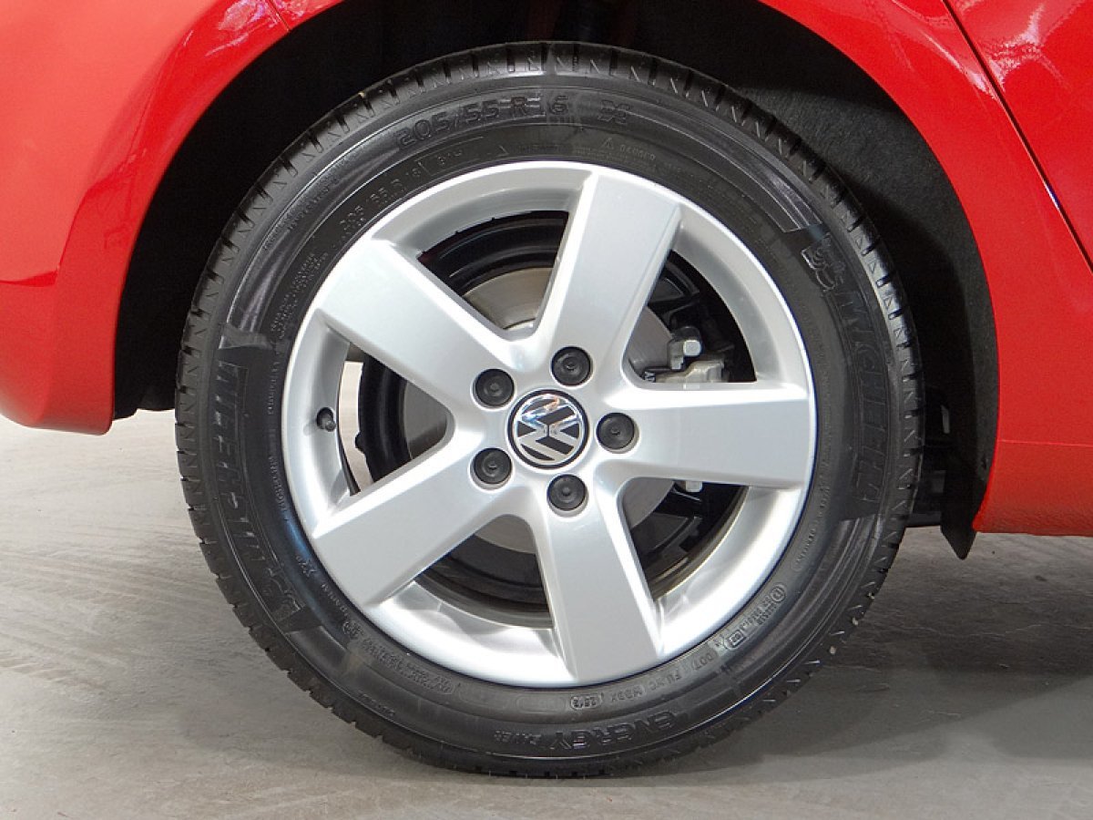 Foto Volkswagen Golf 40