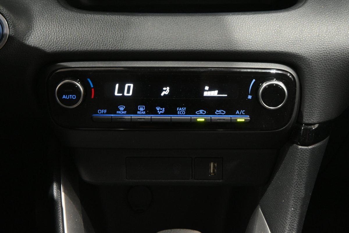 Foto Toyota Yaris 17