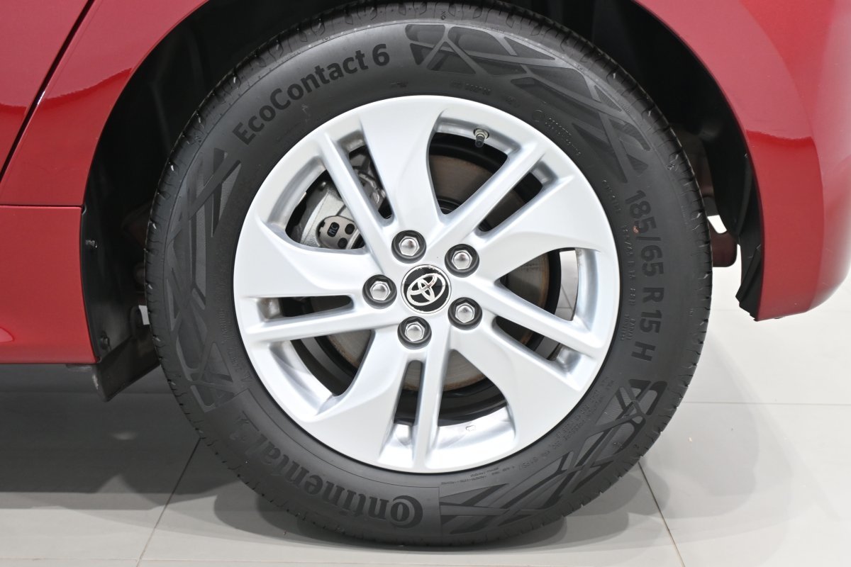 Foto Toyota Yaris 28