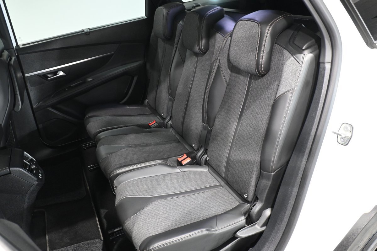 Foto Peugeot 5008 12