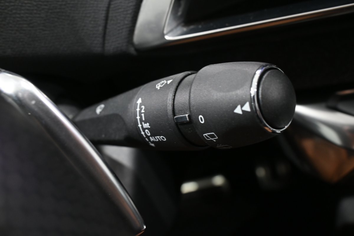 Foto Peugeot 5008 25