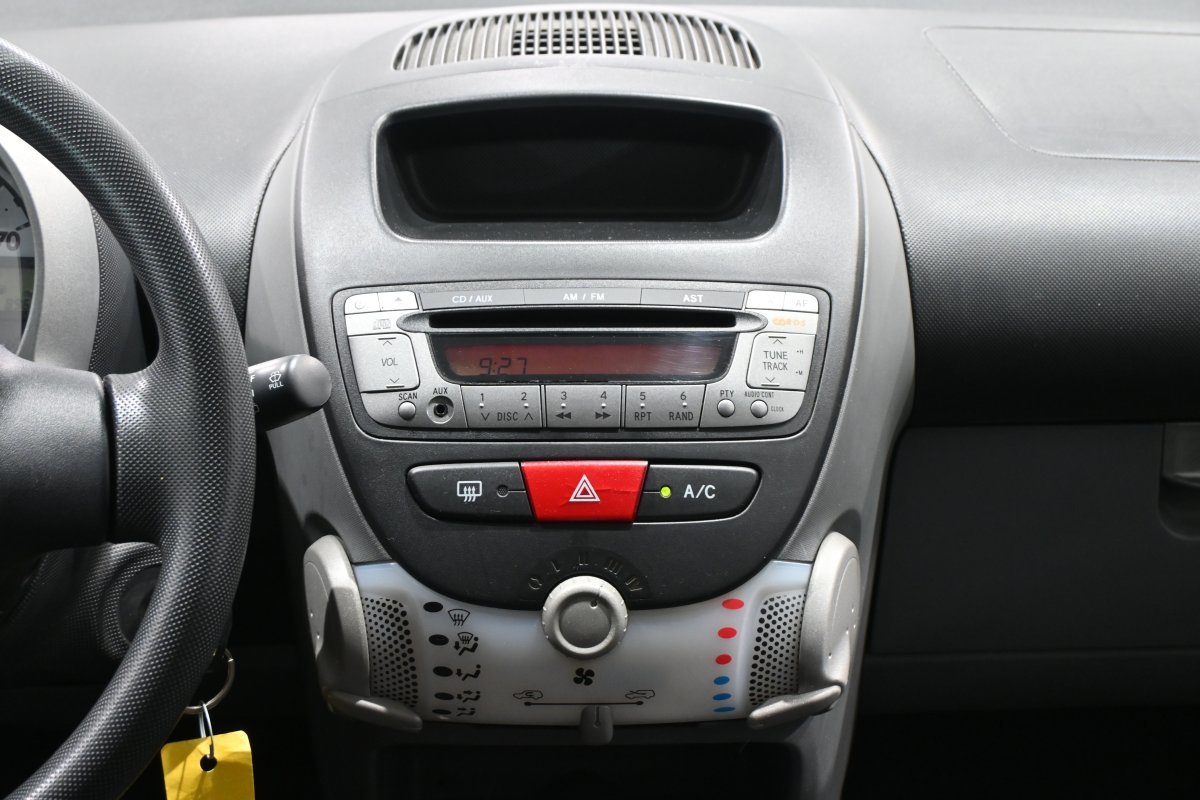 Foto Toyota Aygo 15