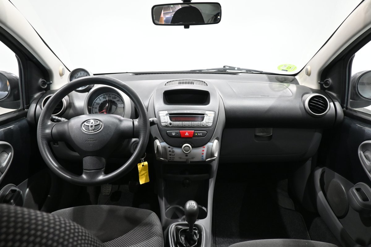 Foto Toyota Aygo 16