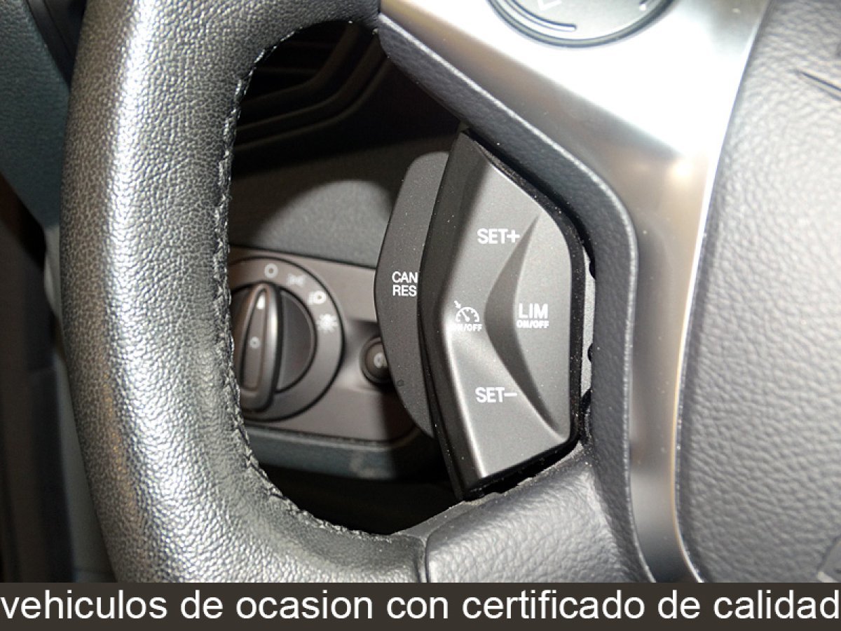 Foto Ford Grand C-MAX 24