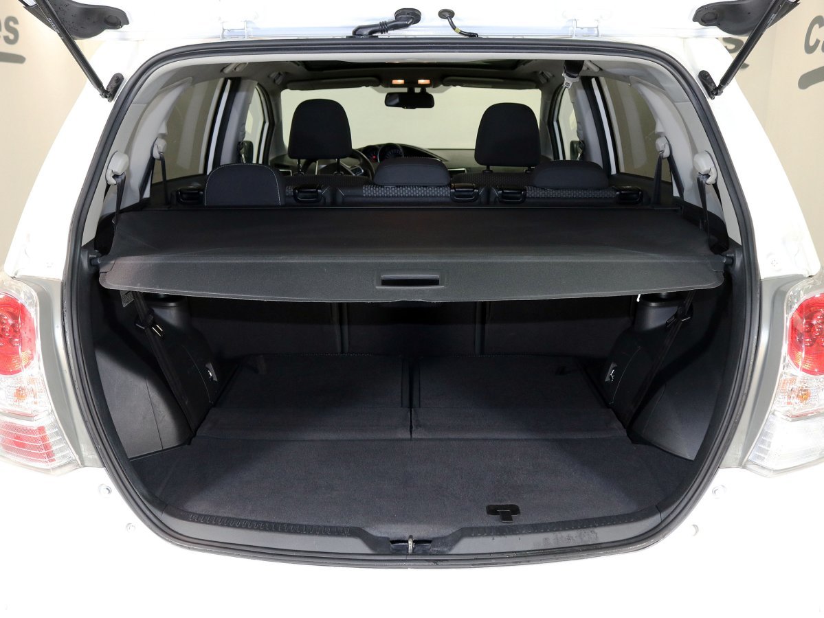 Foto Toyota Corolla Verso 8