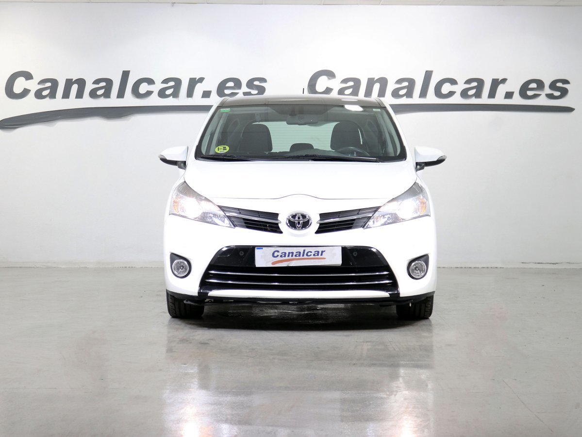 Foto Toyota Corolla Verso 2