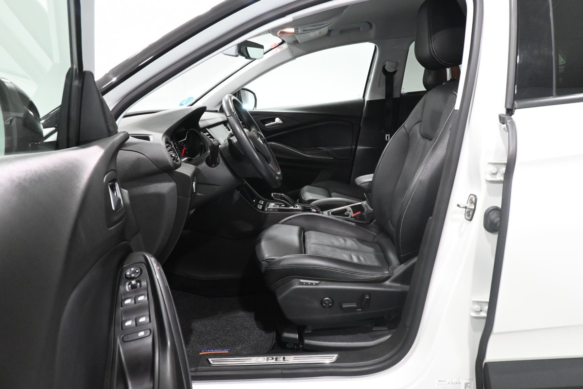 Foto Opel Grandland X 9