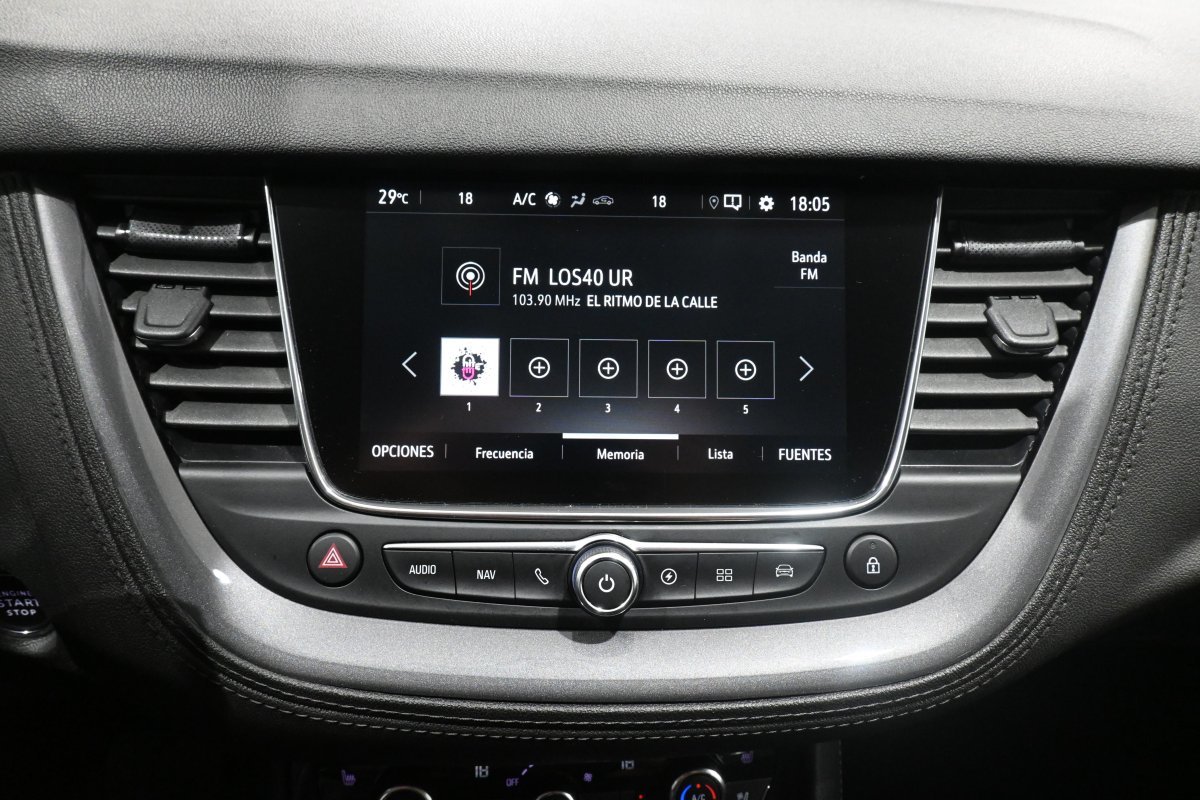 Foto Opel Grandland X 14
