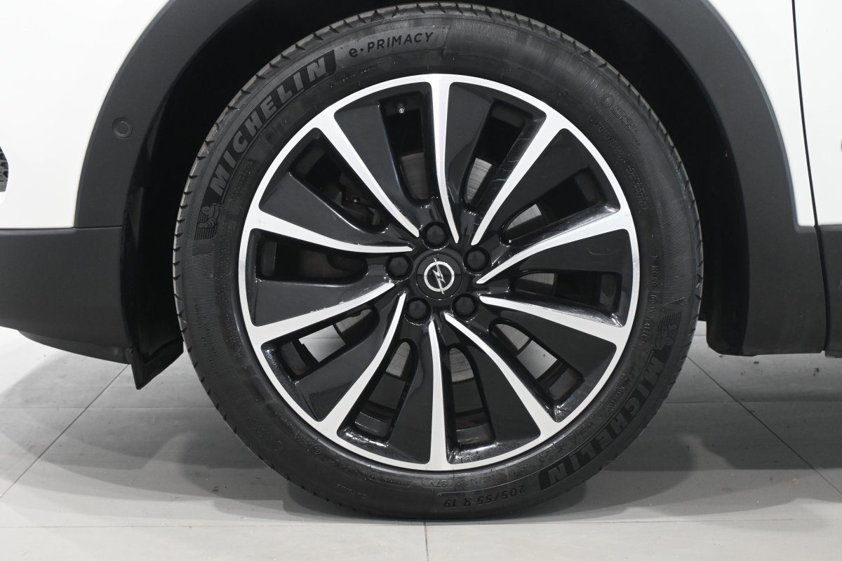 Foto Opel Grandland X 31