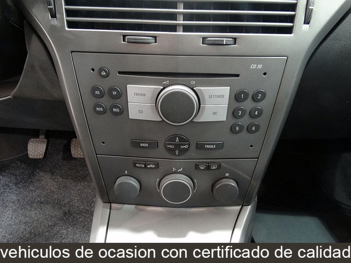 Foto Opel Astra 21