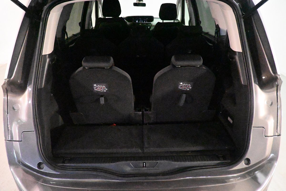 Foto Citroën Grand C4 Picasso 23