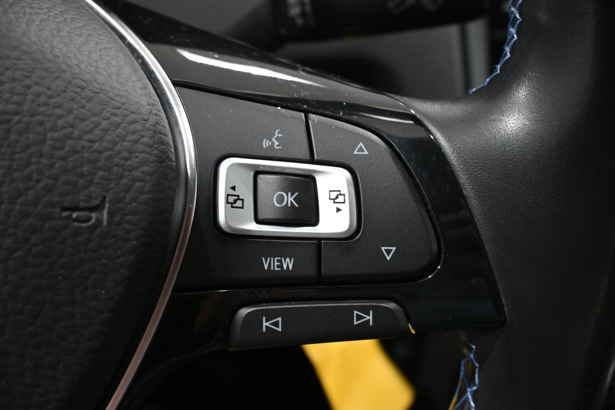 Foto Volkswagen Golf 24