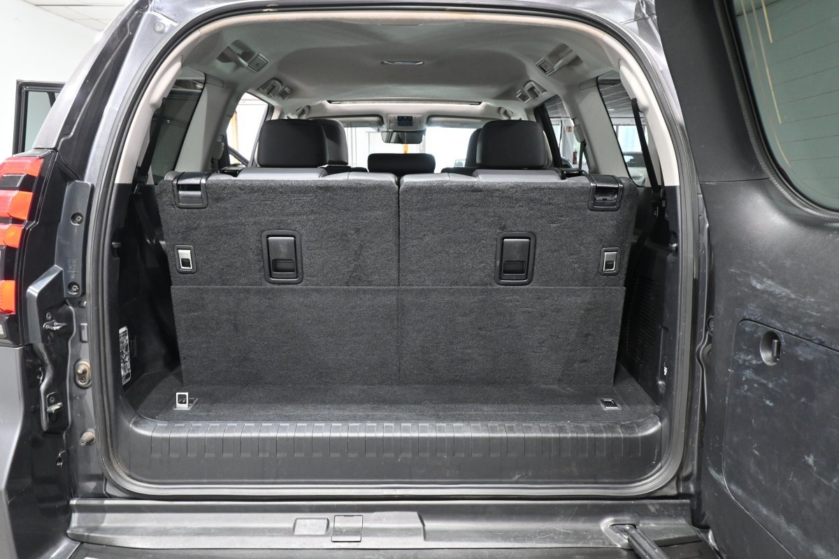 Foto Toyota Land Cruiser 9