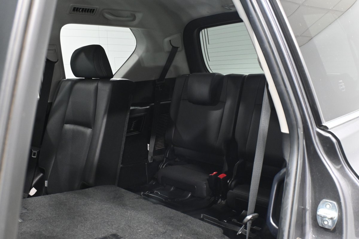 Foto Toyota Land Cruiser 13