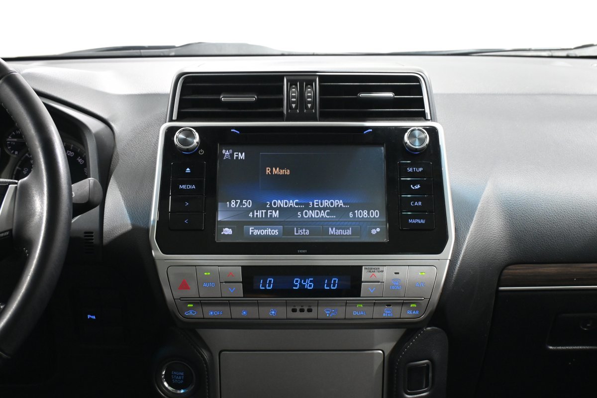 Foto Toyota Land Cruiser 16