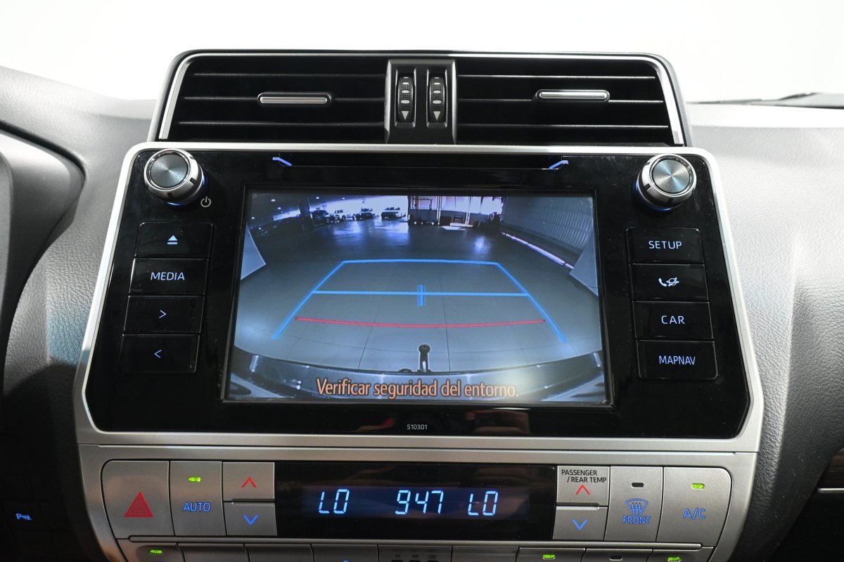 Foto Toyota Land Cruiser 17