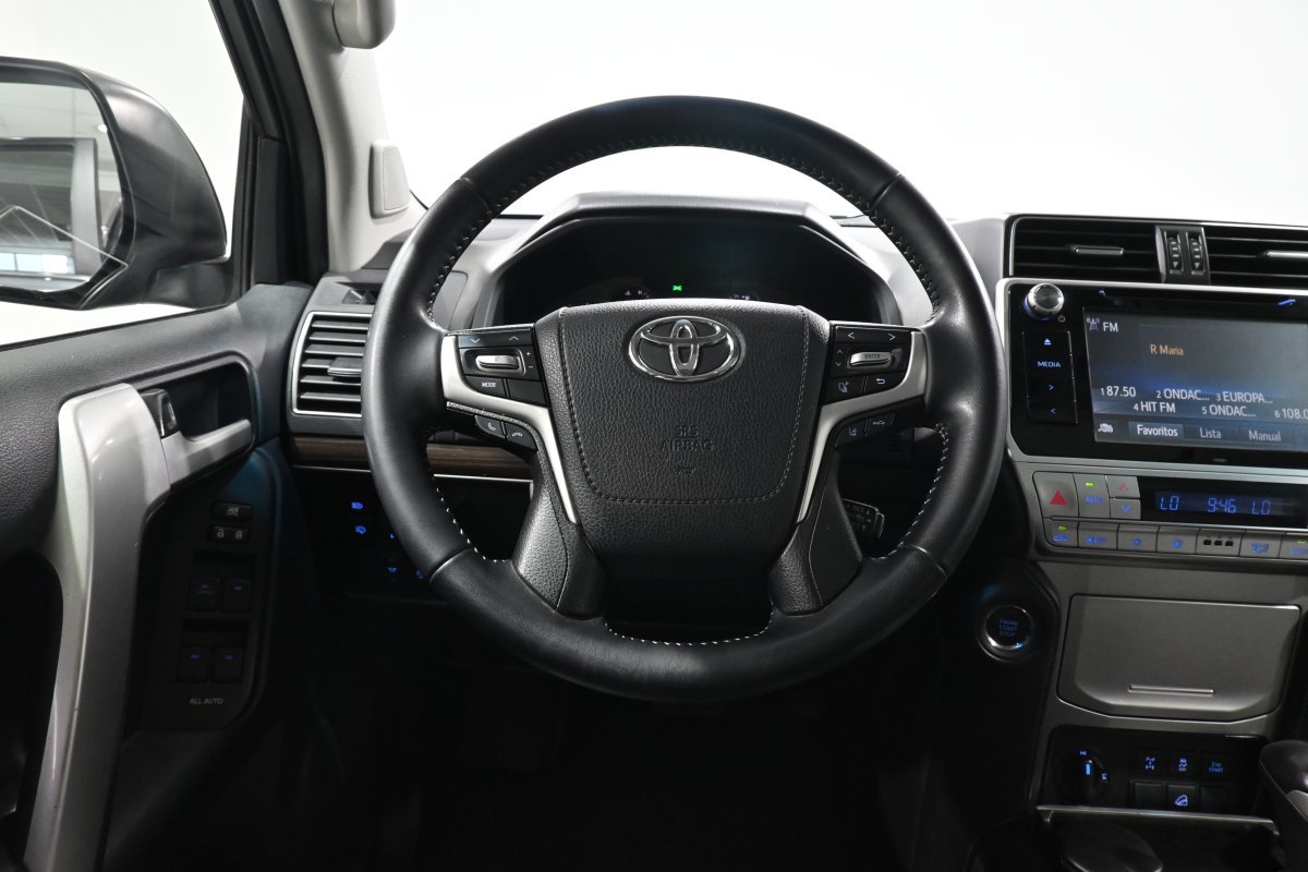 Foto Toyota Land Cruiser 20
