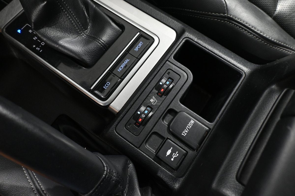 Foto Toyota Land Cruiser 22