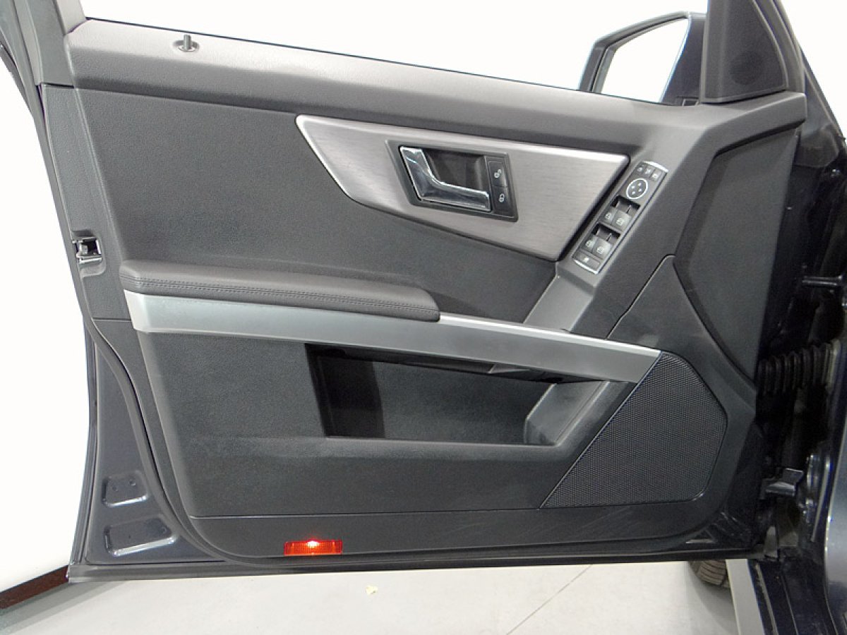 Foto Mercedes-Benz Clase GLK 24