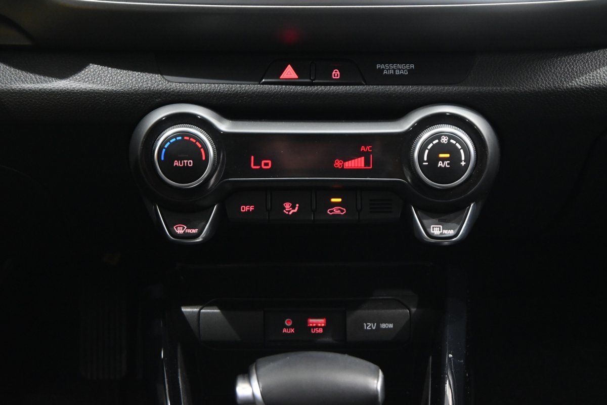Foto Kia Stonic 18