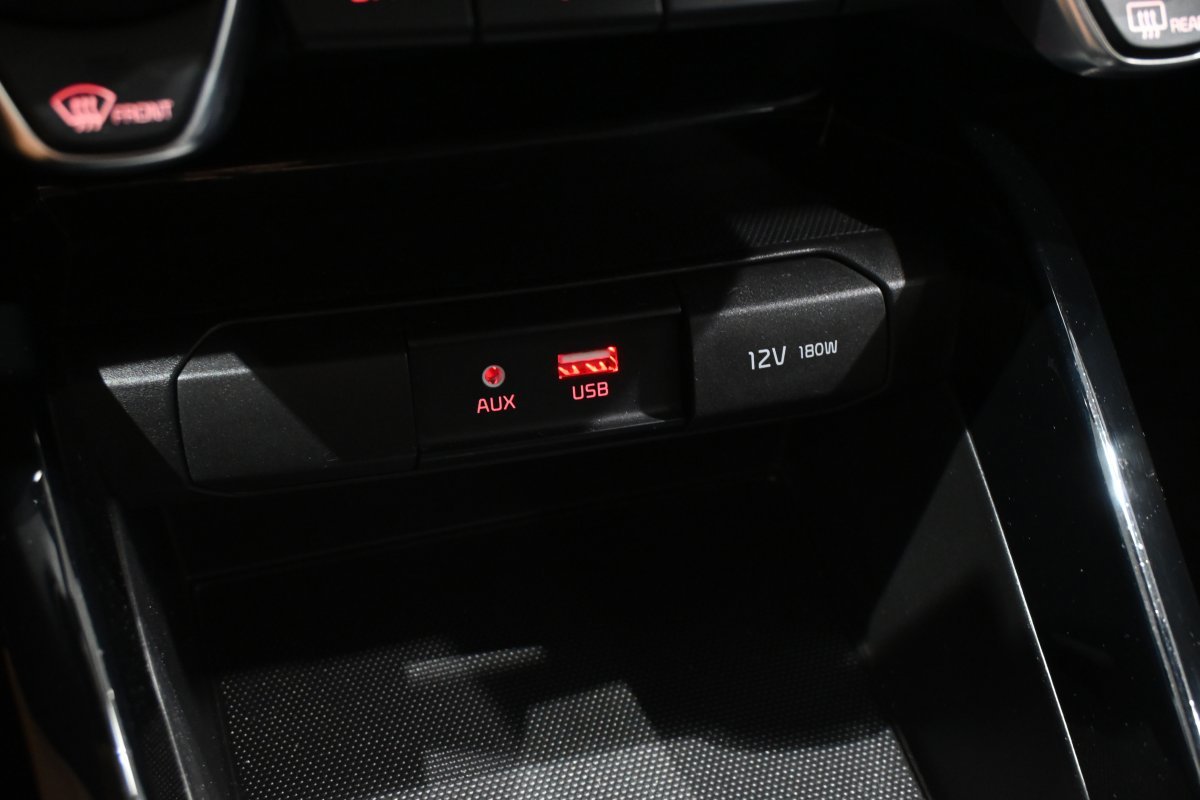 Foto Kia Stonic 22