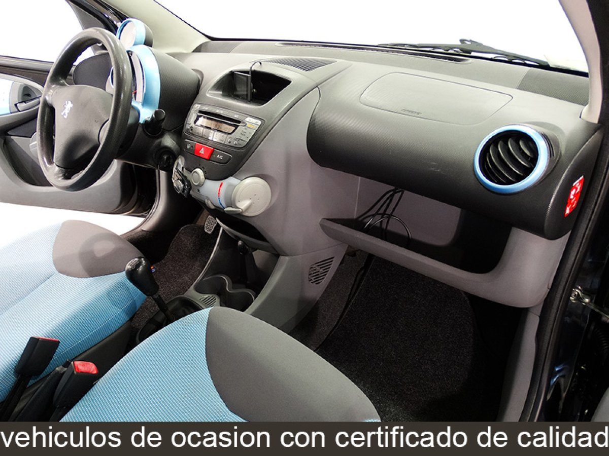 Foto Peugeot 107 19