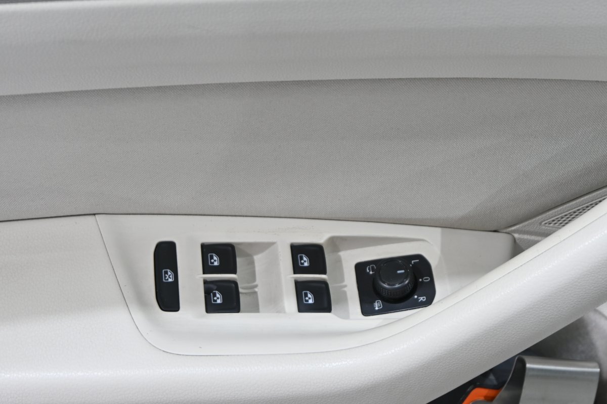 Foto Volkswagen Passat Variant 24