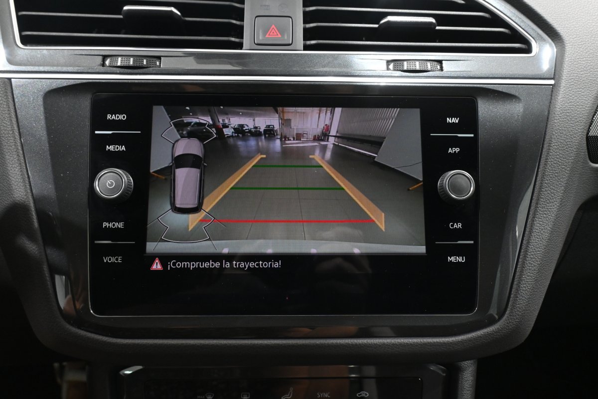 Foto Volkswagen Tiguan 16