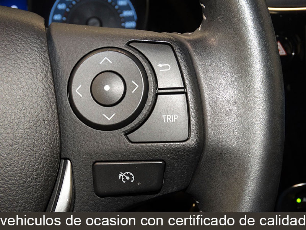 Foto Toyota Auris 26