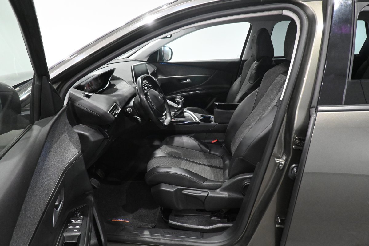 Foto Peugeot 5008 9