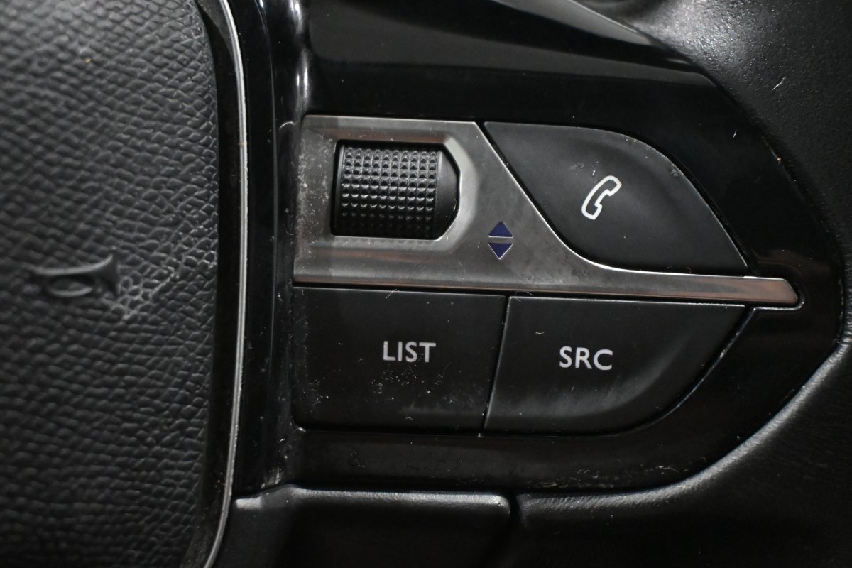 Foto Peugeot 5008 25