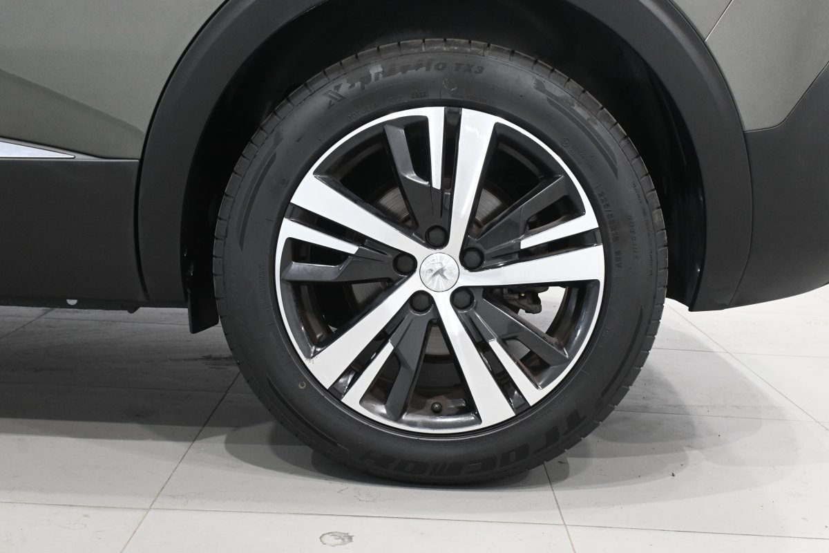 Foto Peugeot 5008 29