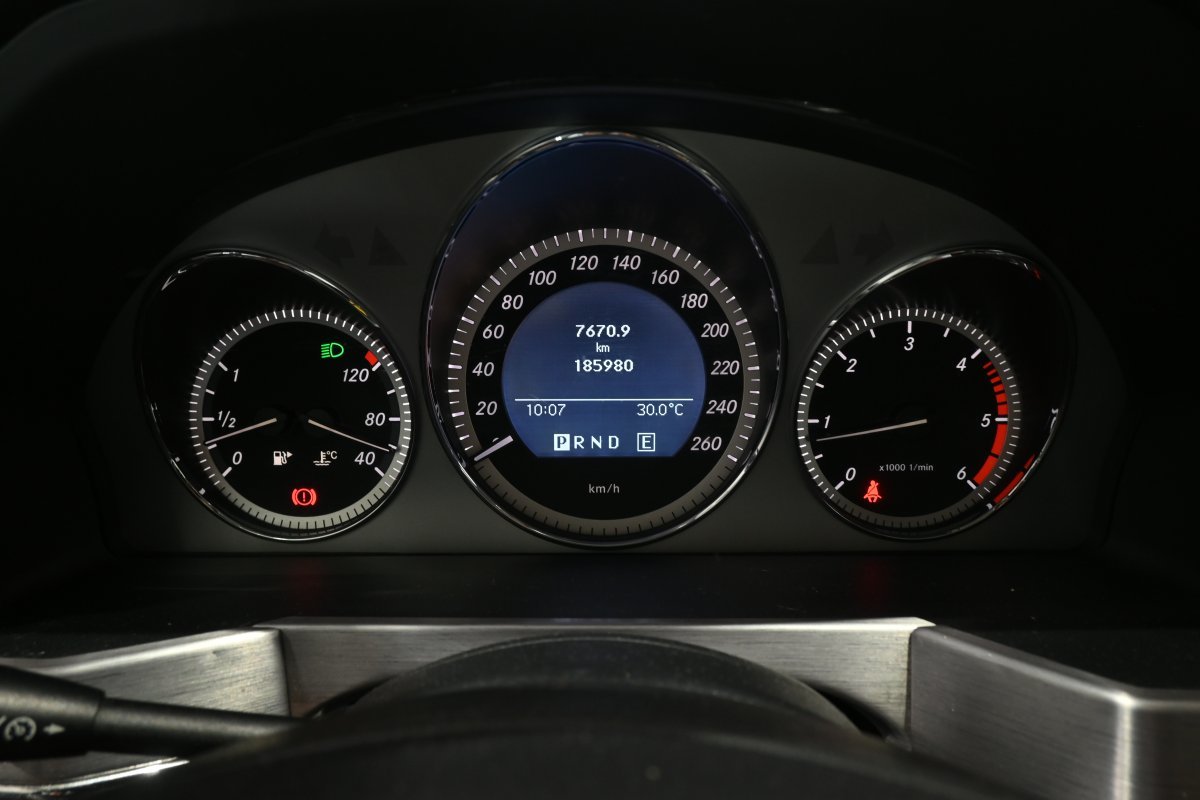 Foto Mercedes-Benz Clase GLK 13