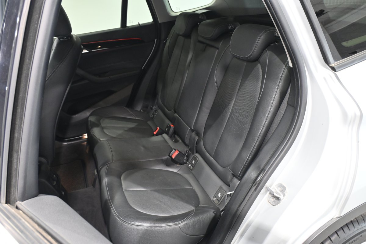 Foto BMW X1 12