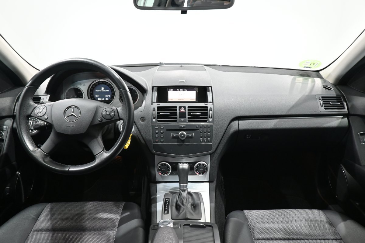 Foto Mercedes-Benz Clase C 17