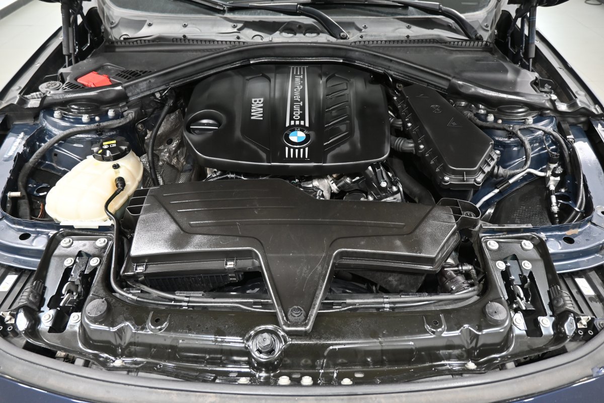 Foto BMW Serie 3 8
