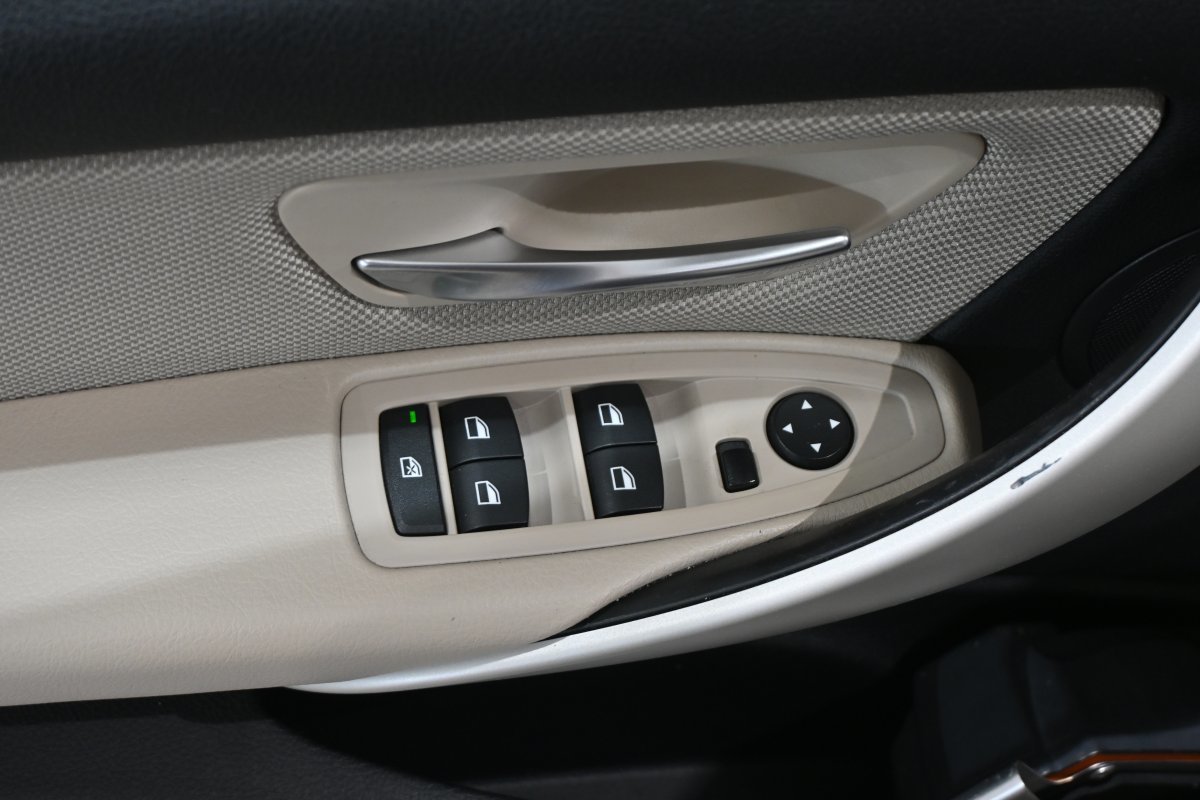 Foto BMW Serie 3 27