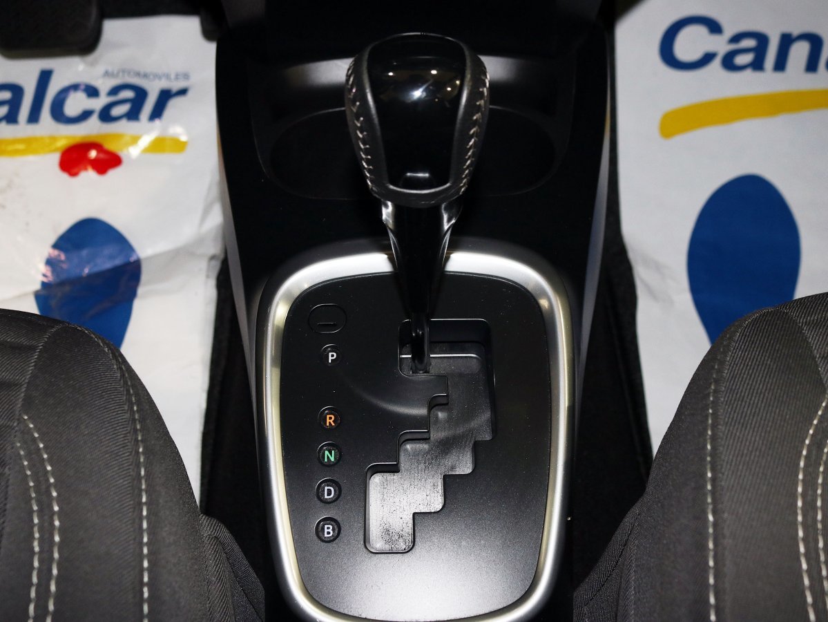 Foto Toyota Yaris 18