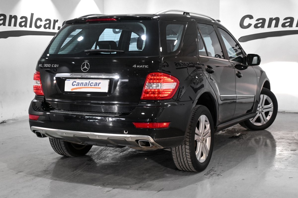 Foto Mercedes-Benz Clase M 4