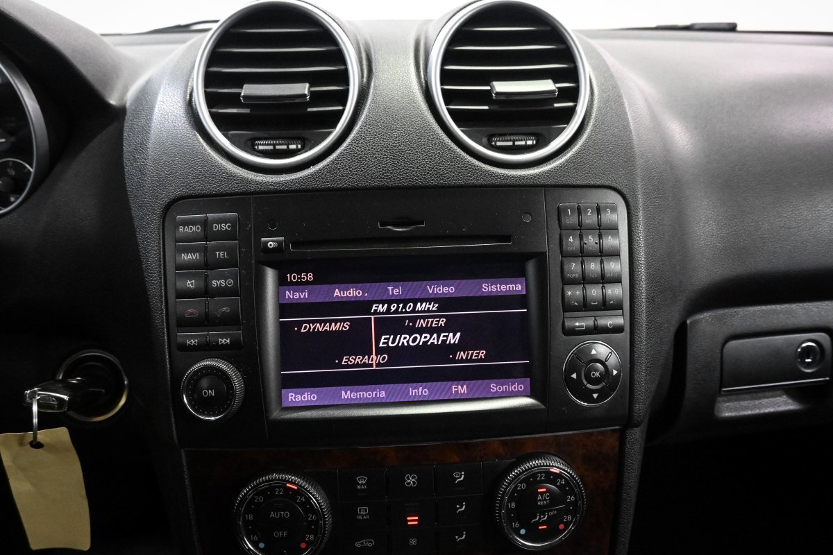 Foto Mercedes-Benz Clase M 13