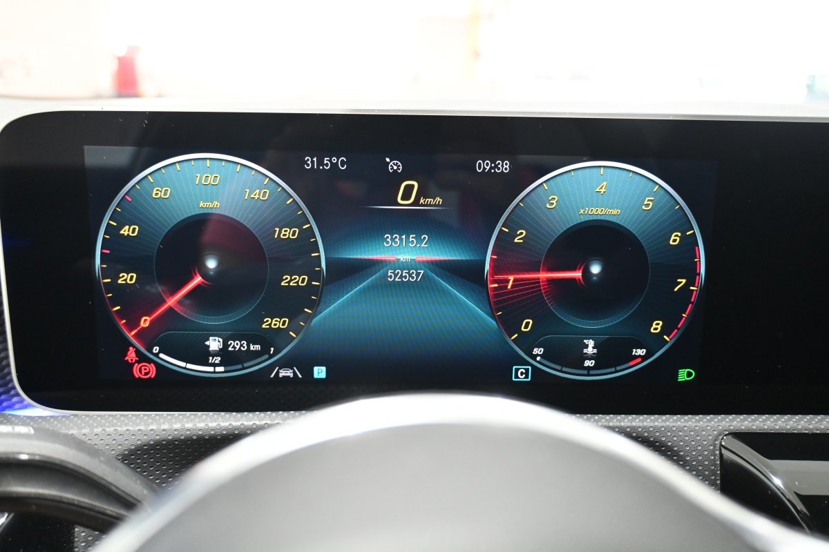 Foto Mercedes-Benz Clase CLA 12