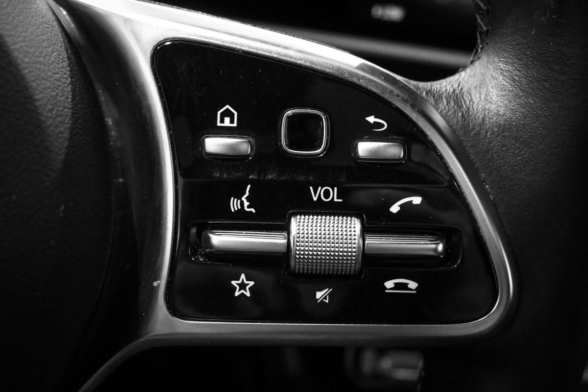 Foto Mercedes-Benz Clase CLA 28